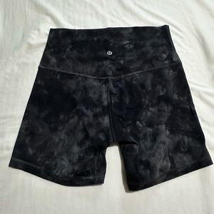 Lululemon 6” align biker short
